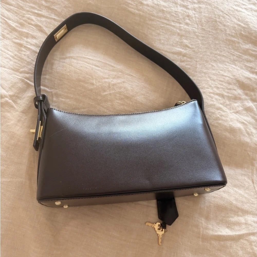 Verafied Gold Chocolate Hobo Bag - Picture 2 of 10